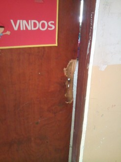 Vandalismo registrado na Escola Municipal José Luiz de Mesquita