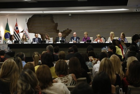 O encontro na FIES faz parte da campanha em prol dos direitos igualitários entre homens e mulheres. Foto: Assessoria de Imprensa