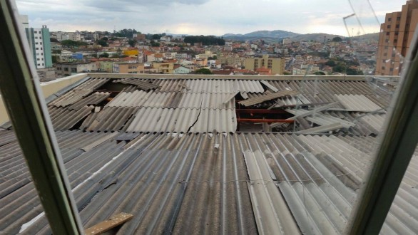 Telhado da Sta Casa de Lavras. Foto: Daniel Assis Abreu